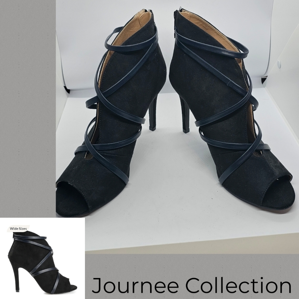 Journee Collection Size 11